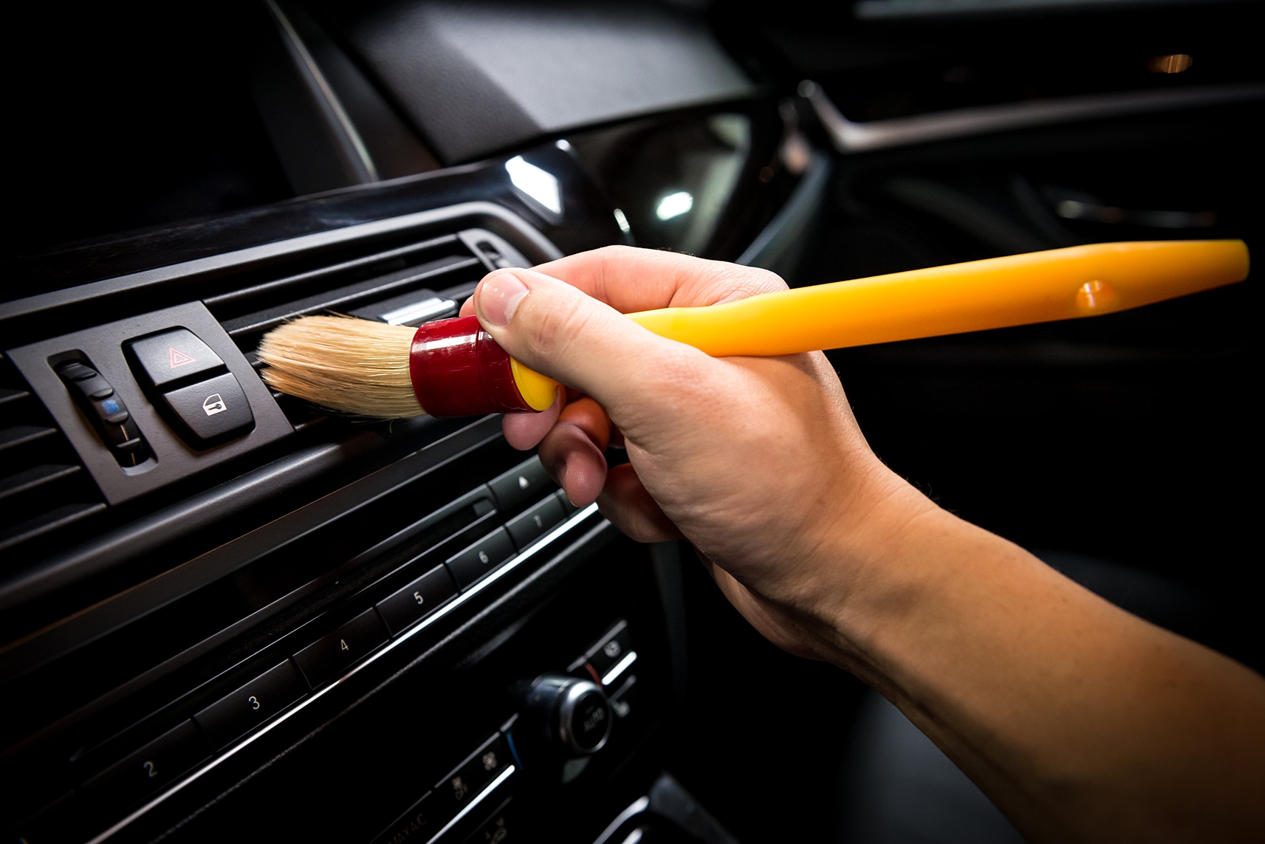 Chemical Guys ACCS91 Boars Hair Detailing Brush - Image 5